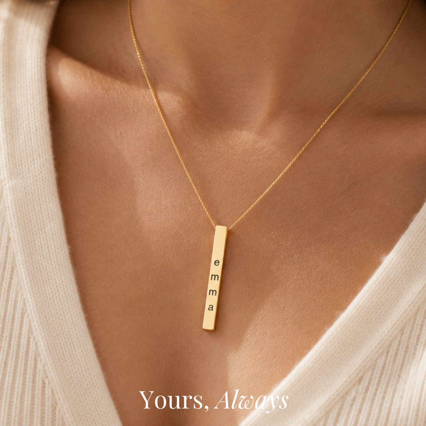 The Name That Made Me Mama Bar Necklace